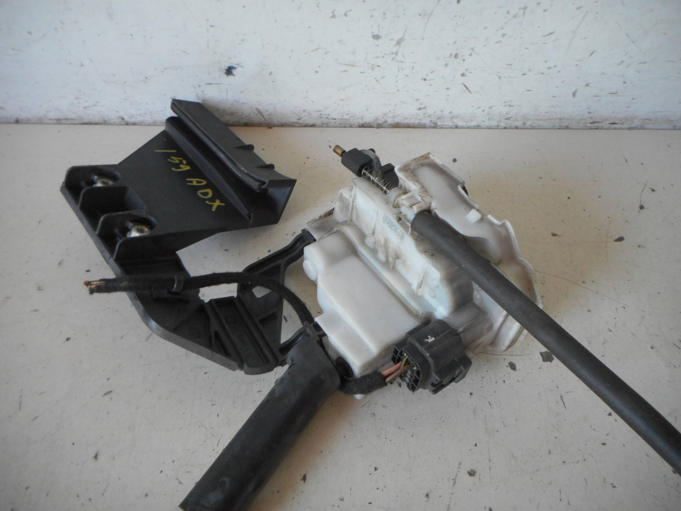 Serratura porta ant. dx.